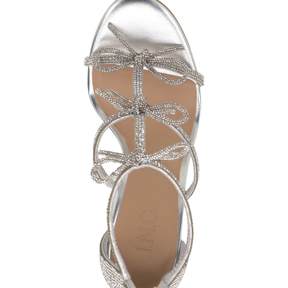 Women's Nolino Beaded Bow T-Strap Dress Sandals